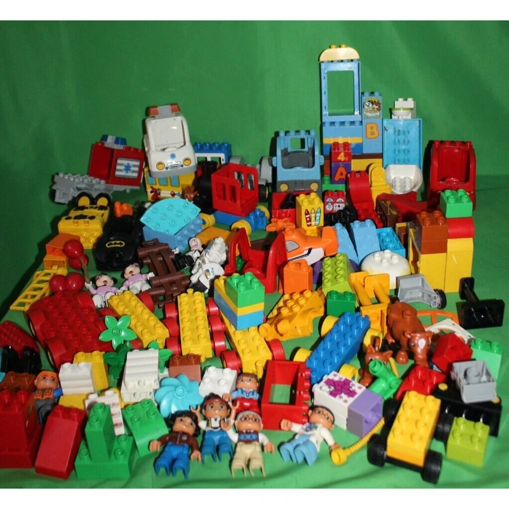 Over 160 pieces Lego Disney Mickey Mouse Club House Diego Parts Vehicles Animals